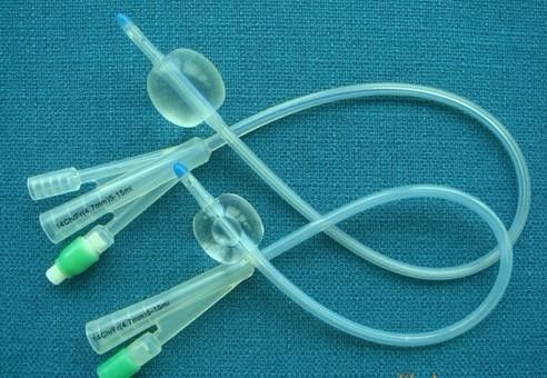 Suministros de tuberías médicas estándar de 2 / 3 vías de catéter de globo de silicona Foley